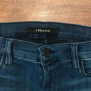 J Brand Skinny Jeans Size 27 super stretchy